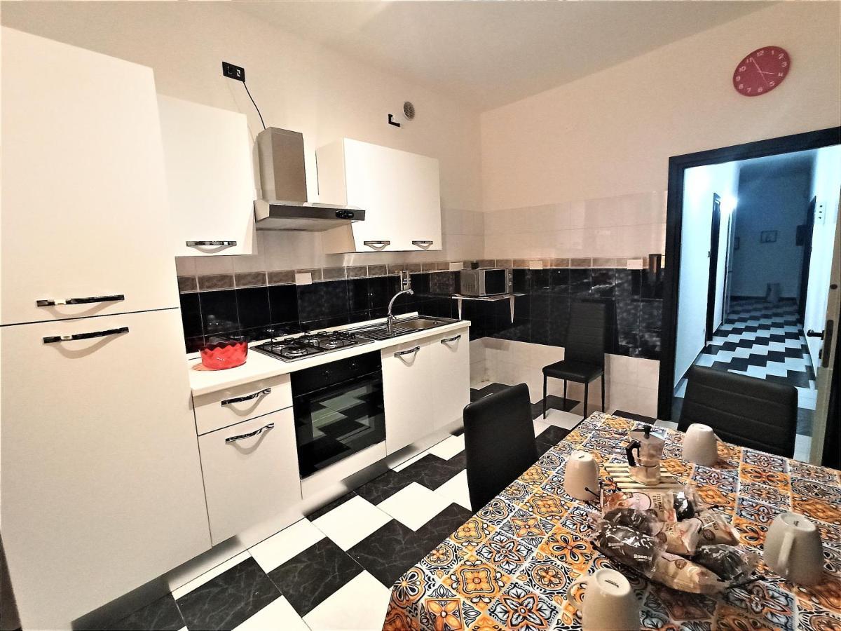 Casa Vacanza Laura جنوة المظهر الخارجي الصورة