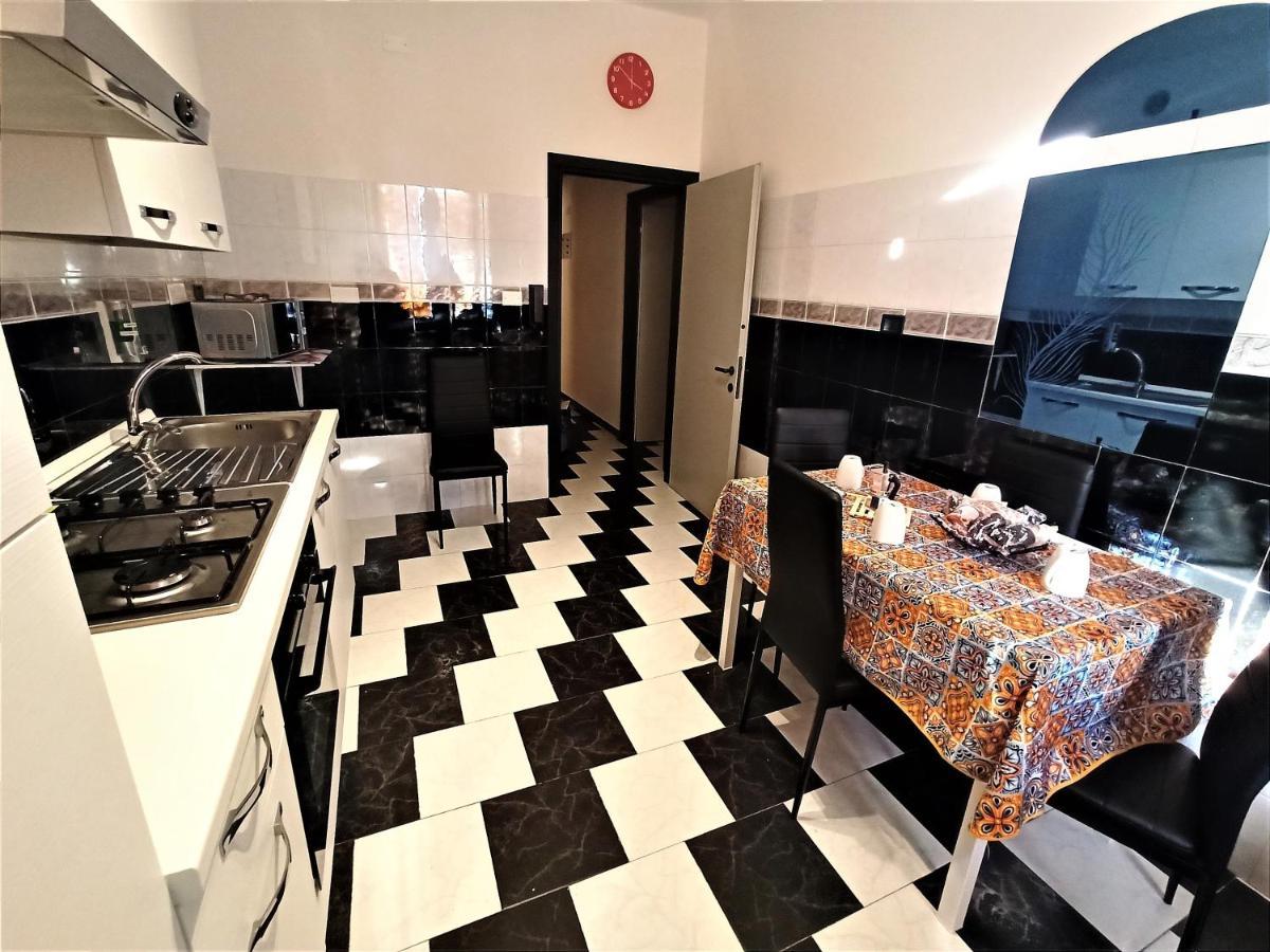 Casa Vacanza Laura جنوة المظهر الخارجي الصورة