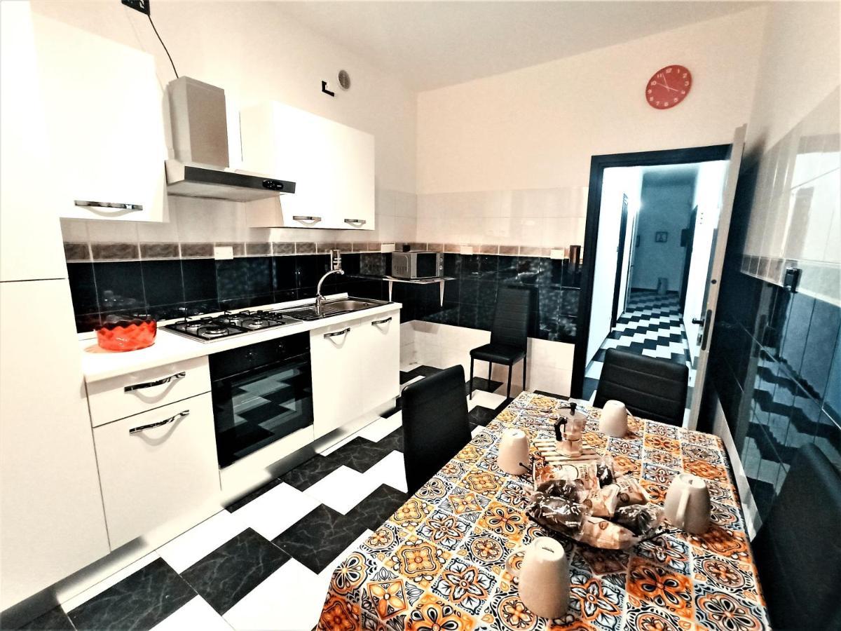 Casa Vacanza Laura جنوة المظهر الخارجي الصورة